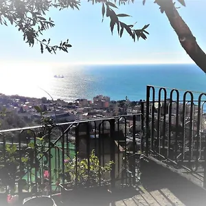 La Casa Dei Limoni Bed & Breakfast Genova